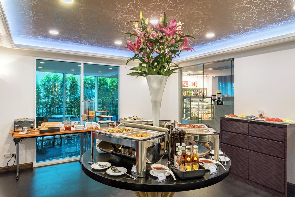 Anajak Bangkok Hotel - Sha Plus Luaran gambar